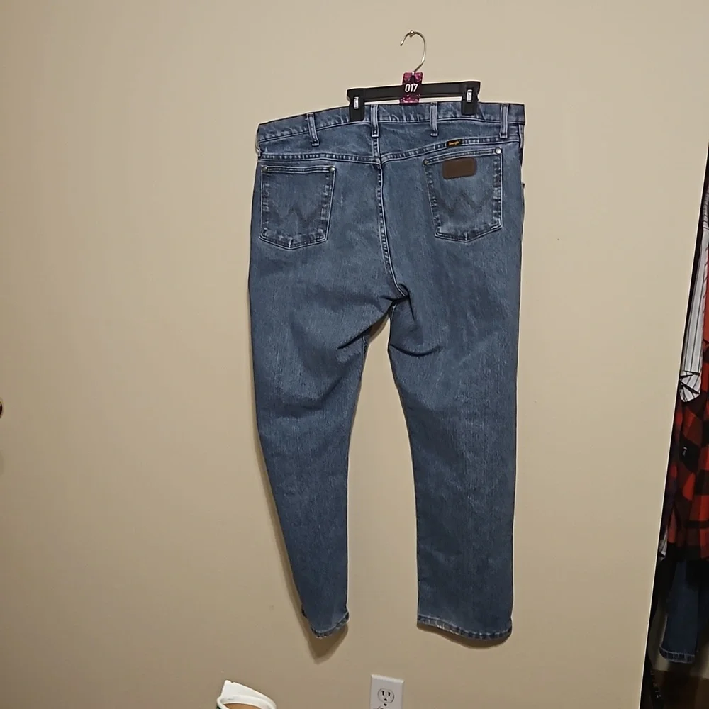 Wrangler Mens 47 Regular advanced fit light wash jeans. - Picture 5 of 5